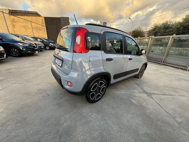 Usata Fiat Panda Cross Cross 70 CV (51 kW) 2021 Grigio Utilitaria