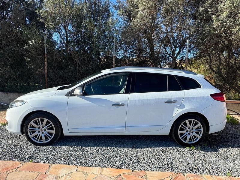 Usata Renault Mégane 110 CV (80 kW) 2013 Bianco Berlina