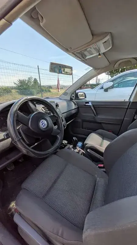 Usata VW Polo Comfortline 75 CV (55 kW) 2002 Berlina
