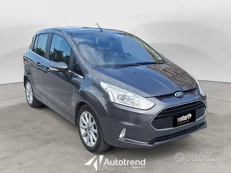 Usata Ford B-MAX Titanium 75 CV (55 kW) 2017 Grigio Monovolume