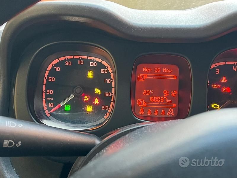Bianco Usata 2013 Fiat Panda Tre volumi | 5300 € - Immagine 1/4