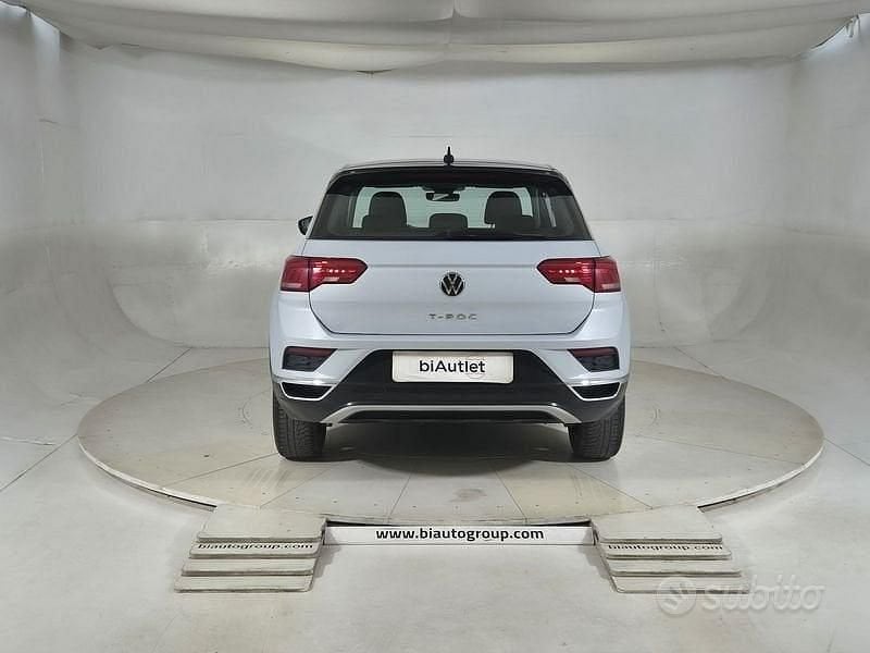 Usata VW T-Roc Style 116 CV (85 kW) 2020 Grigio SUV