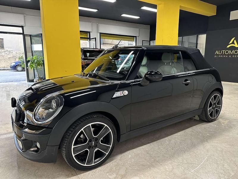 Usata Mini Cooper S Cabriolet 184 CV (135 kW) 2012 Nero Cabrio
