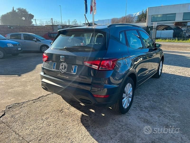Usata Seat Arona Style 95 CV (69 kW) 2023 Grigio SUV