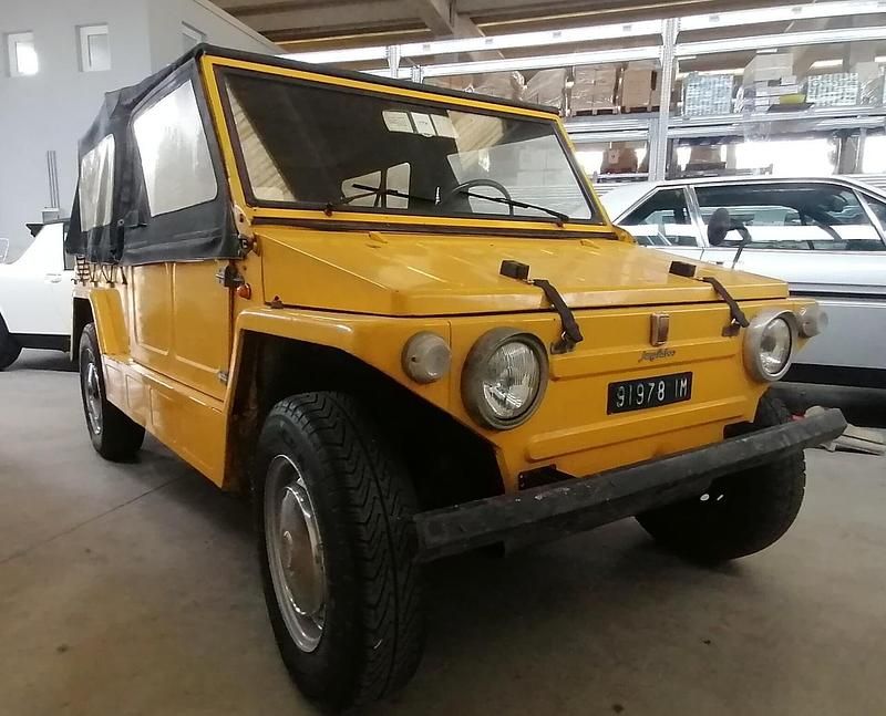 Usata Fiat 600 24 CV (17 kW) 1971 Giallo Cabrio