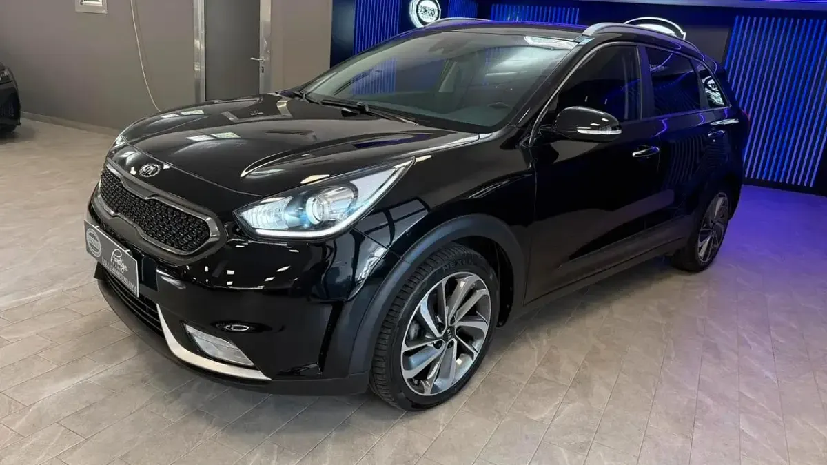 Usata Kia Niro Style 104 CV (76 kW) 2019 Nero SUV