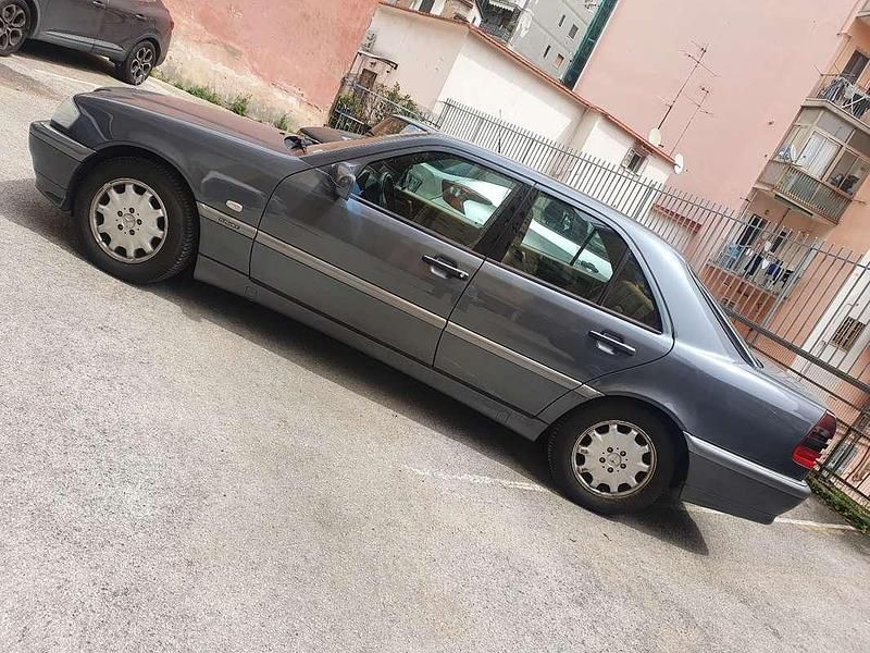 Usata Mercedes C200 Elegance 192 CV (141 kW) 1998 Berlina