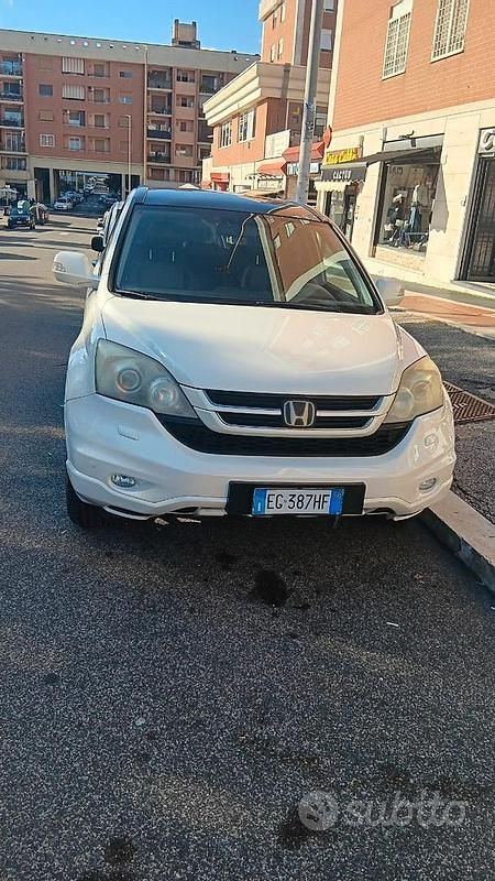 Bianco Usata 2011 Honda CR-V Advance SUV | 5000 € (Buon prezzo) - Immagine 1/4