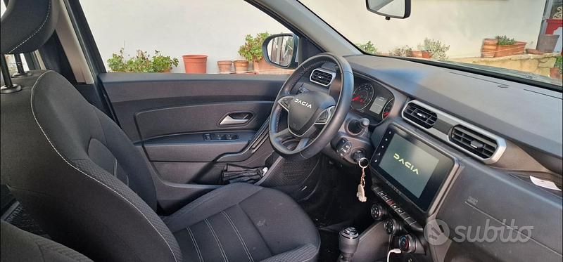 Usata Dacia Duster 90 CV (66 kW) 2023 SUV