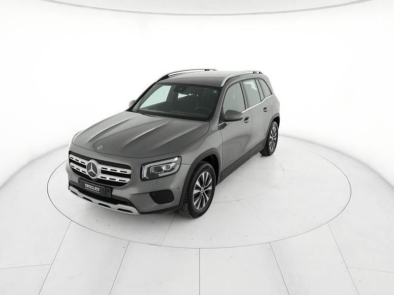 Usata Mercedes GLB180 116 CV (85 kW) 2022 Grigio SUV