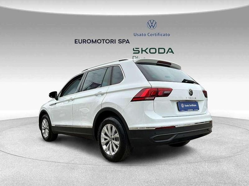 Usata VW Tiguan Life 150 CV (110 kW) 2021 Bianco SUV