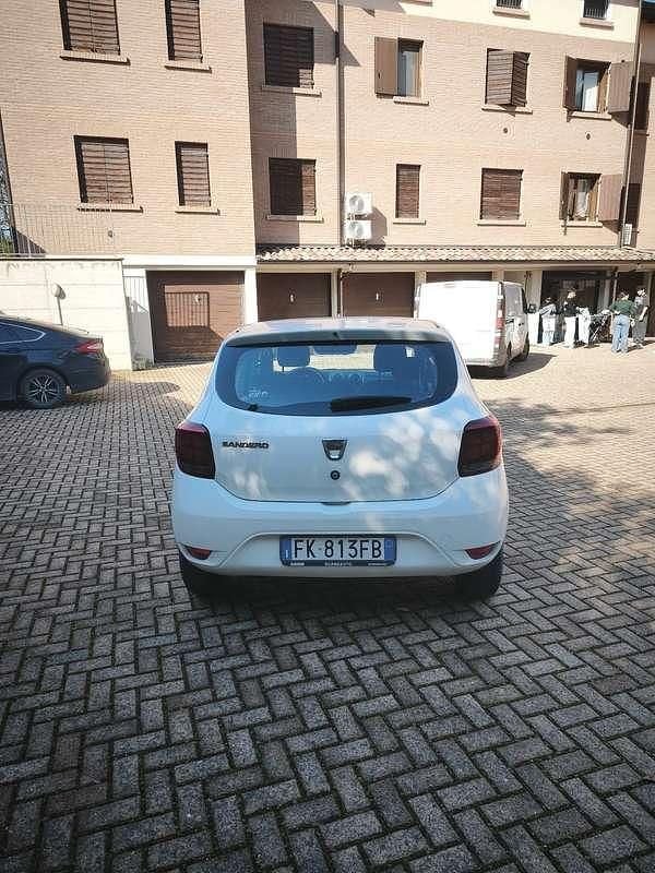 Usata Dacia Sandero 90 CV (66 kW) 2017 Berlina