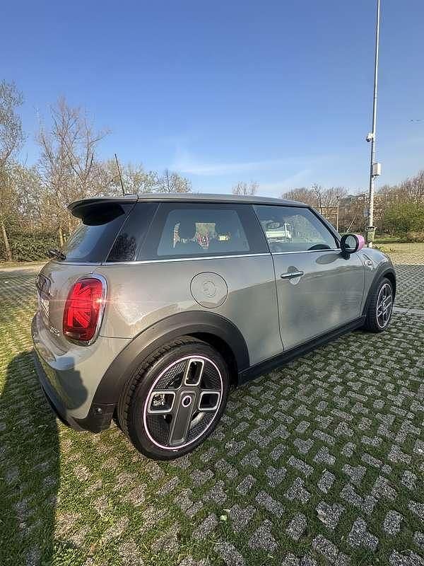 Usata Mini Cooper SE 75 kW (102 CV) 2020 Utilitaria