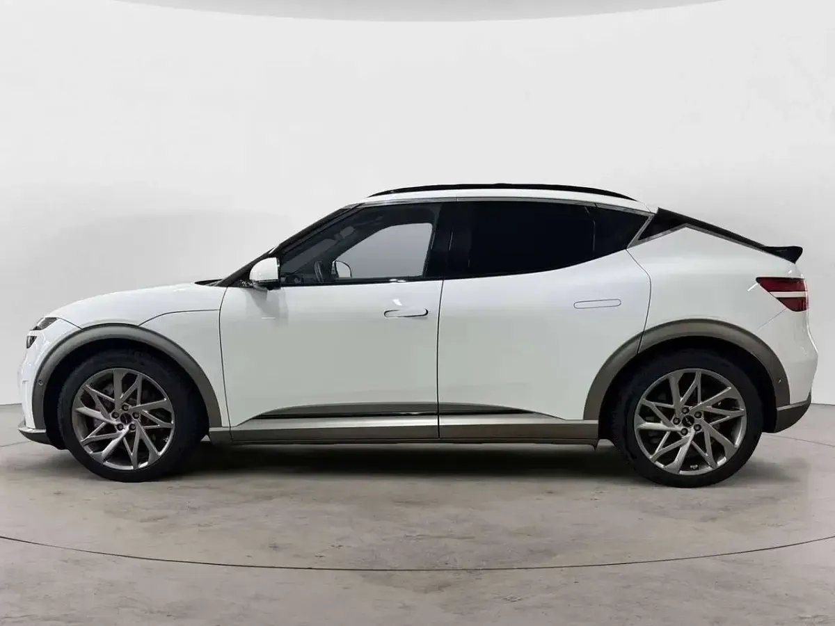 Usata Genesis GV60 Sport 233 kW (318 CV) 2024 Bianco SUV