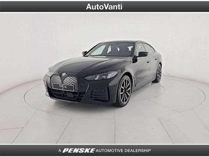 Nero Nuova 2025 BMW i4 M Sport Tre volumi | 54.900 € (Buon prezzo) - Immagine 1/4