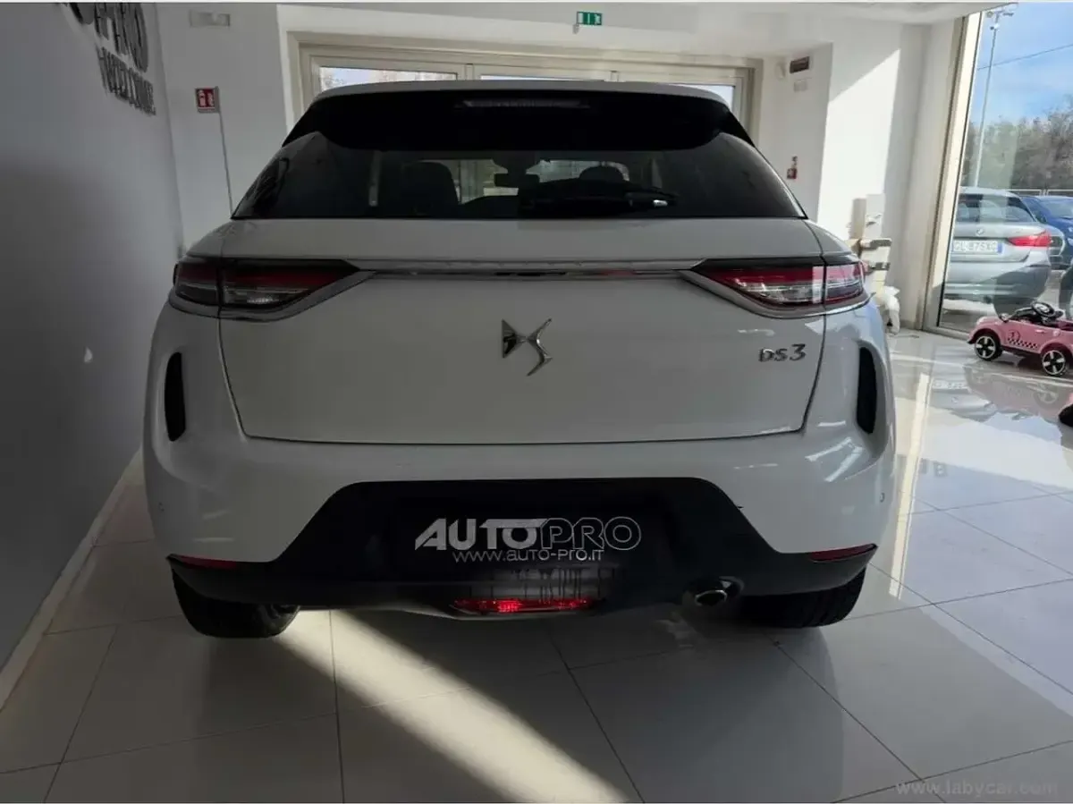 Usata DS Automobiles DS3 Crossback So Chic 131 CV (96 kW) 2021 Bianco SUV
