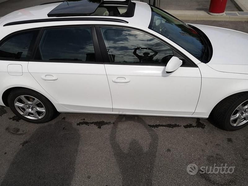 Usata Audi A4 Advanced 143 CV (105 kW) 2011 Bianco Station wagon