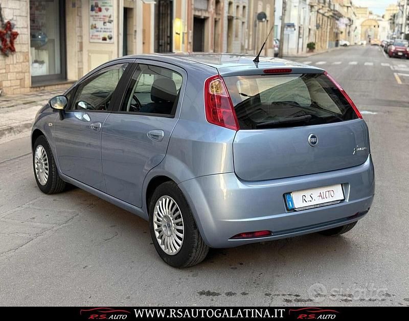Usata Fiat Grande Punto 65 CV (47 kW) 2007 Blu Utilitaria