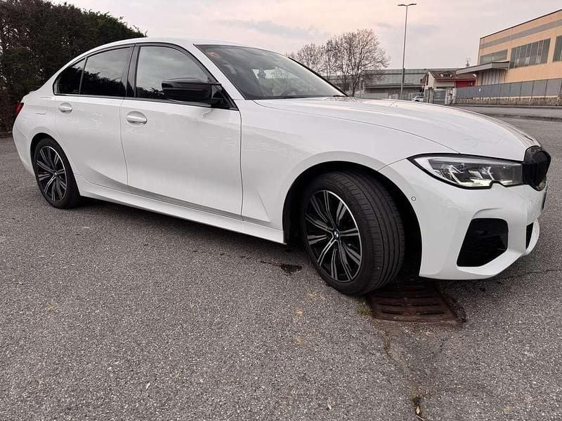 Usata BMW 318 150 CV (110 kW) 2021 Bianco Berlina