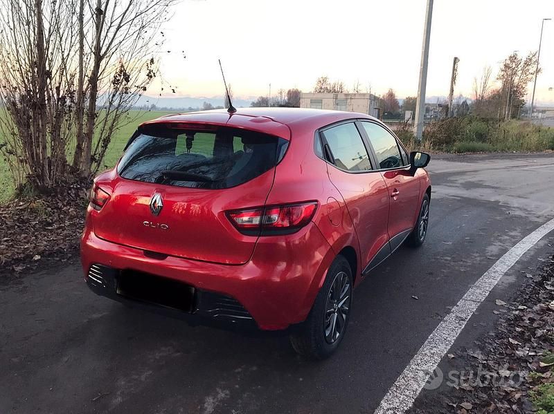 Usata Renault Clio IV 73 CV (53 kW) 2015 Berlina