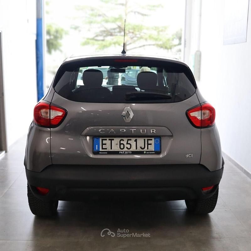 Usata Renault Captur 90 CV (66 kW) 2013 Marrone SUV