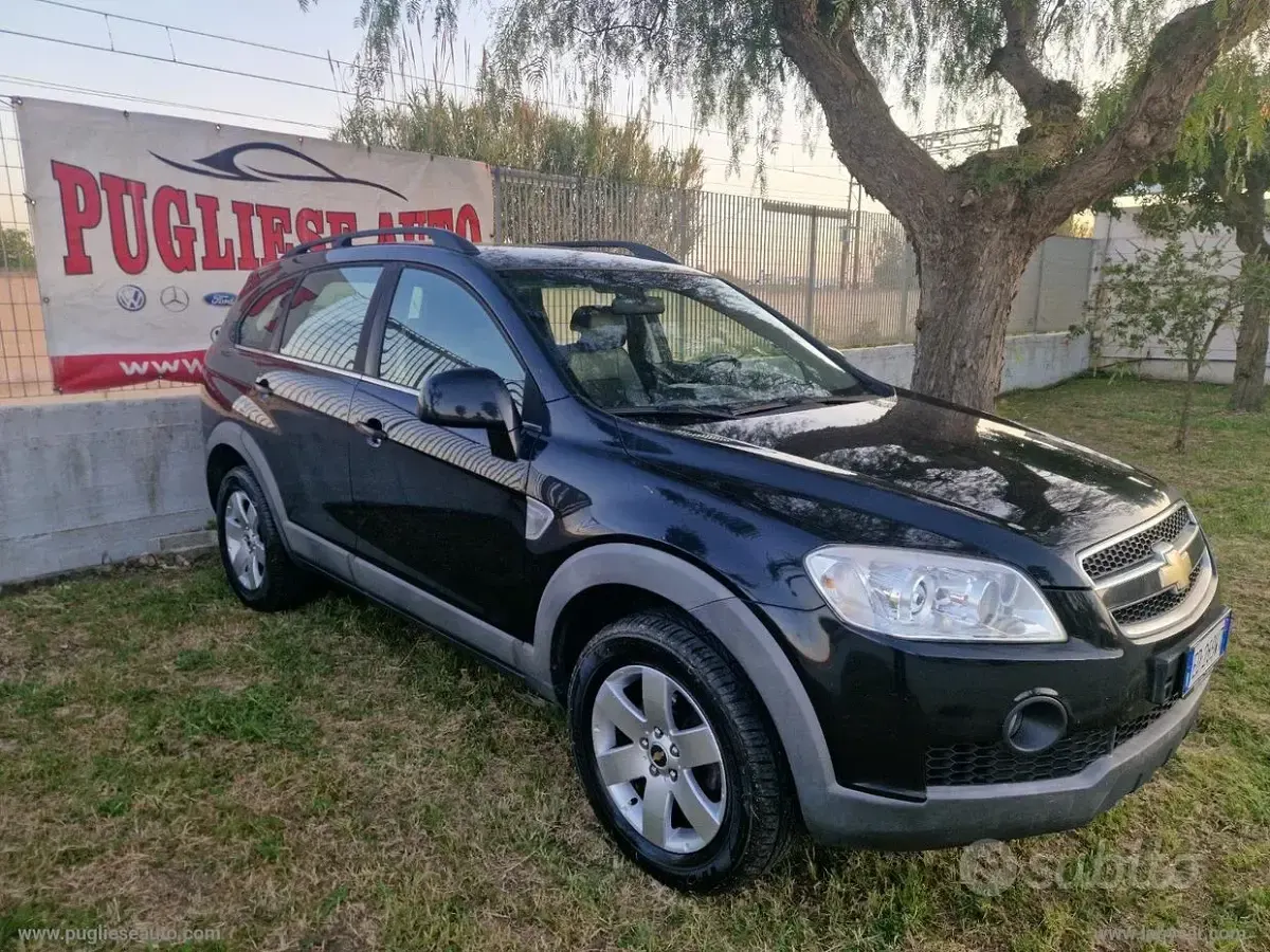 Usata Chevrolet Captiva 127 CV (93 kW) 2011 Nero SUV