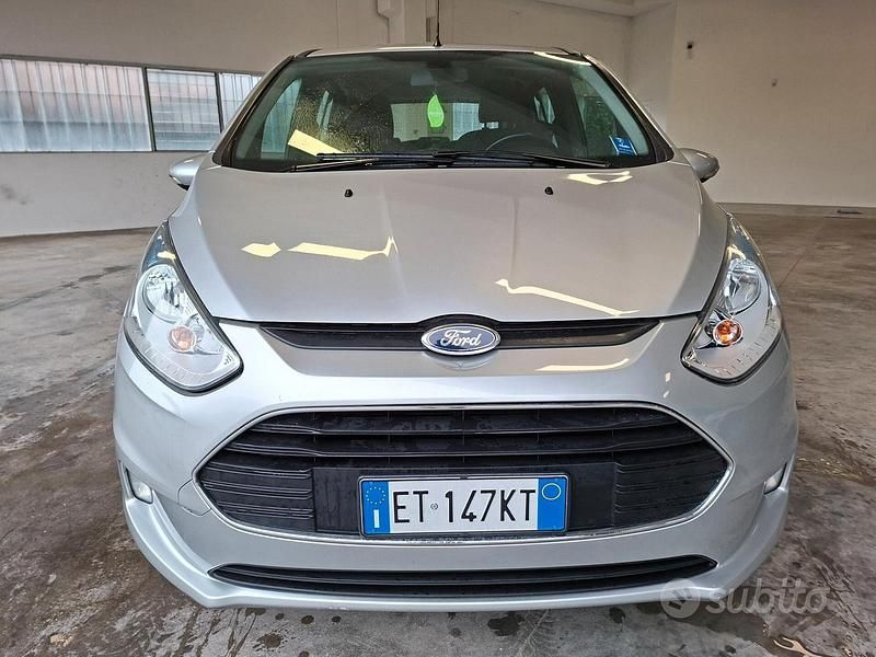 Begagnad Ford B-MAX Titanium 75 HK (55 kW) 2013 Grå Minibuss