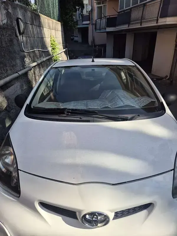 Usata Toyota Aygo Connect Style 68 CV (50 kW) 2011 Utilitaria
