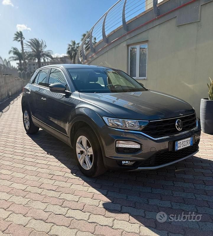 Usata VW T-Roc Style 116 CV (85 kW) 2021 Grigio SUV