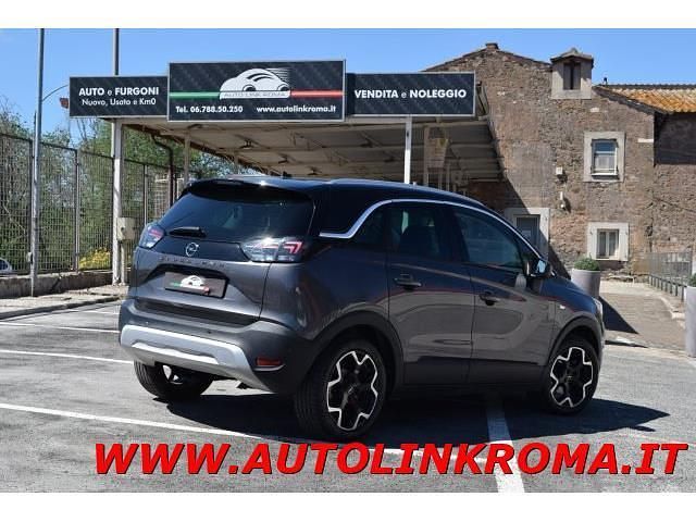 Usata Opel Crossland 110 CV (80 kW) 2023 Grigio / metallizzato SUV