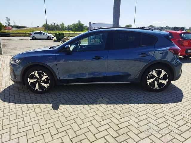 Usata Ford Focus Active 125 CV (91 kW) 2023 Blu Berlina