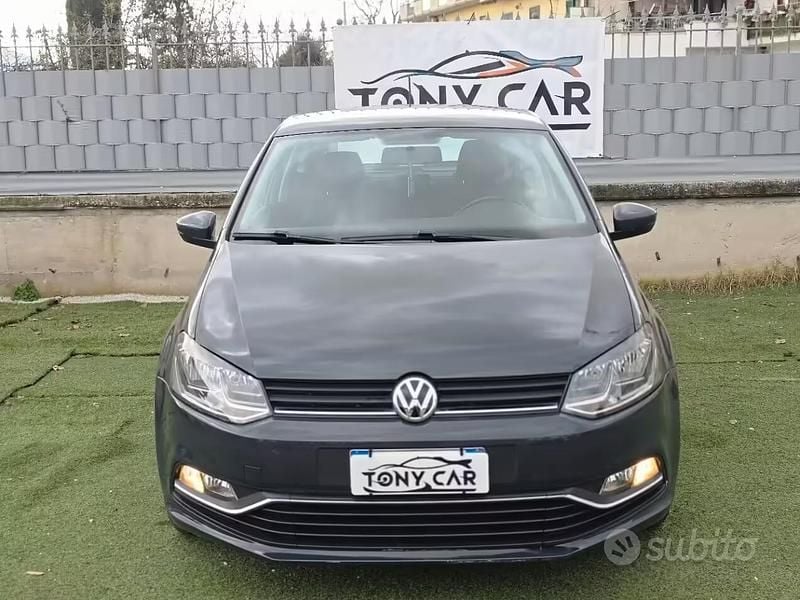 Usata VW Polo 75 CV (55 kW) 2015 Grigio Berlina