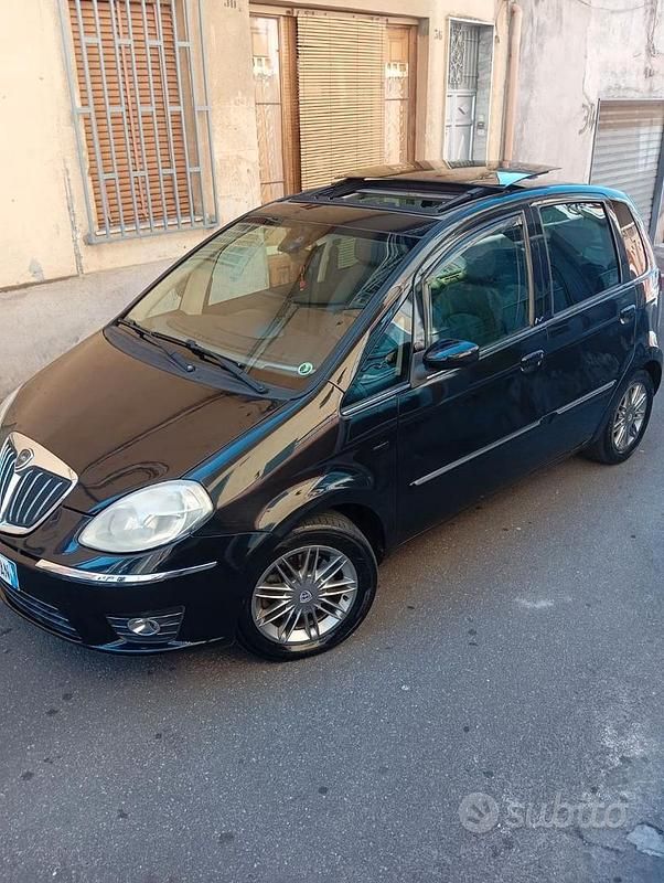 Nero Usata 2008 Lancia Musa Monovolume | 4700 € (Molto cara) - Immagine 1/4