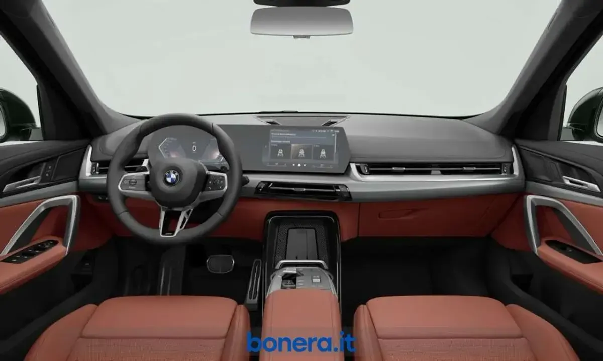 Nuova BMW X1 M Sport 163 CV (119 kW) 2026 Black sapphire metallizzato SUV