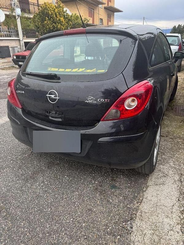 Usata Opel Corsa 2008 Nero Utilitaria