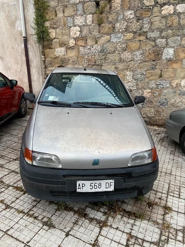 Usata Fiat Punto 60 CV (44 kW) 1997 Grigio Utilitaria