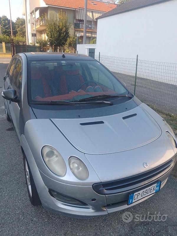 Usata Smart ForFour 109 CV (80 kW) 2005 Grigio Utilitaria
