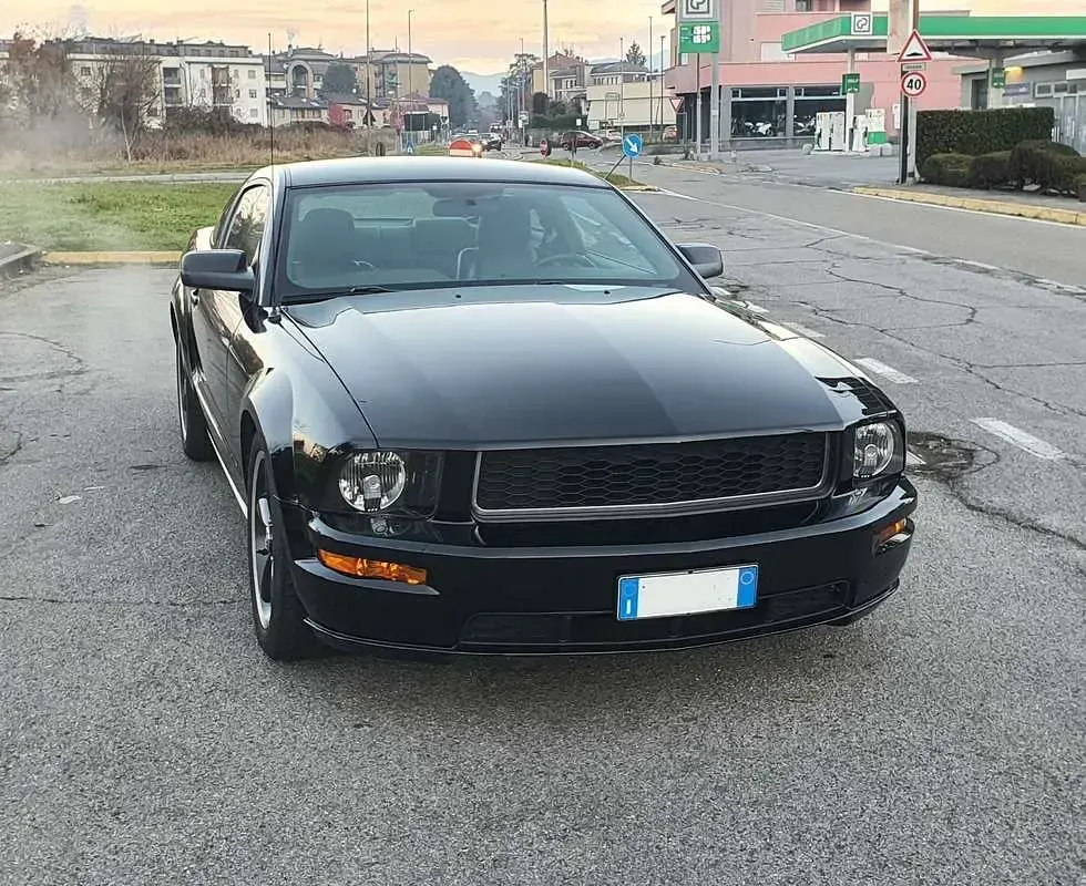 Usata Ford Mustang Bullitt 315 CV (231 kW) 2008 Nero Coupé