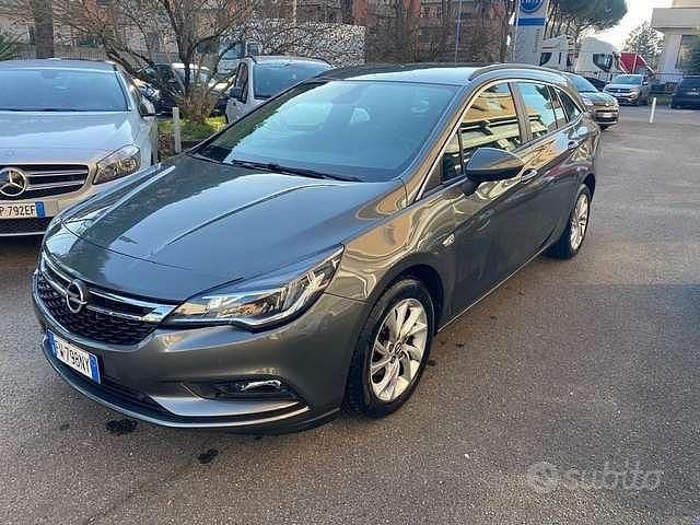 Usata Opel Astra 110 CV (80 kW) 2019 Grigio Station wagon