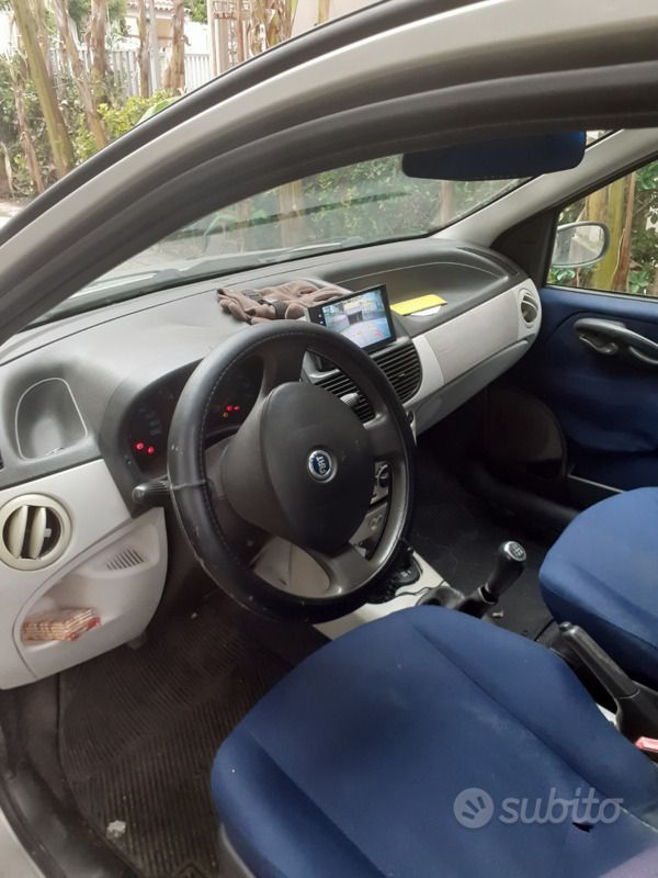 Usata Fiat Punto 2004 Grigio Utilitaria