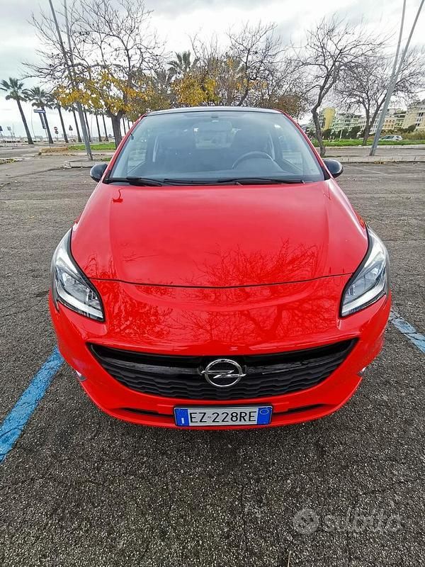 Usata Opel Corsa Cosmo 75 CV (55 kW) 2015 Rosso Coupé