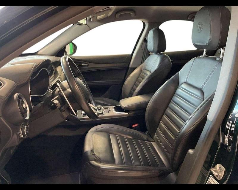 Usata Alfa Romeo Stelvio Ti 209 CV (153 kW) 2021 Verde SUV