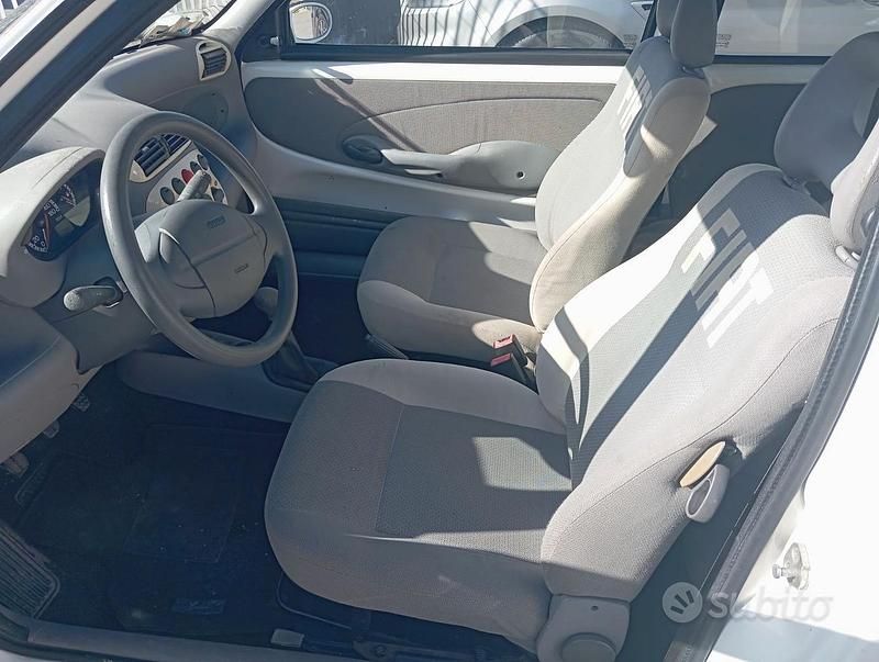 Usata Fiat 600 54 CV (39 kW) 2009 Bianco Utilitaria