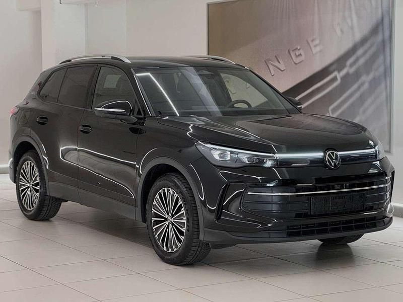 Usata VW Tiguan Life 150 CV (110 kW) 2025 Nero SUV