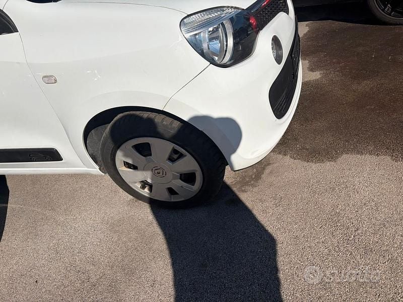 Usata Renault Twingo Life 69 CV (50 kW) 2016 Bianco Utilitaria