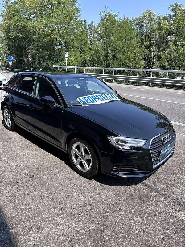 Other Usata 2016 Audi A3 Ambition Tre volumi | 14.900 € (Buon prezzo) - Immagine 1/4