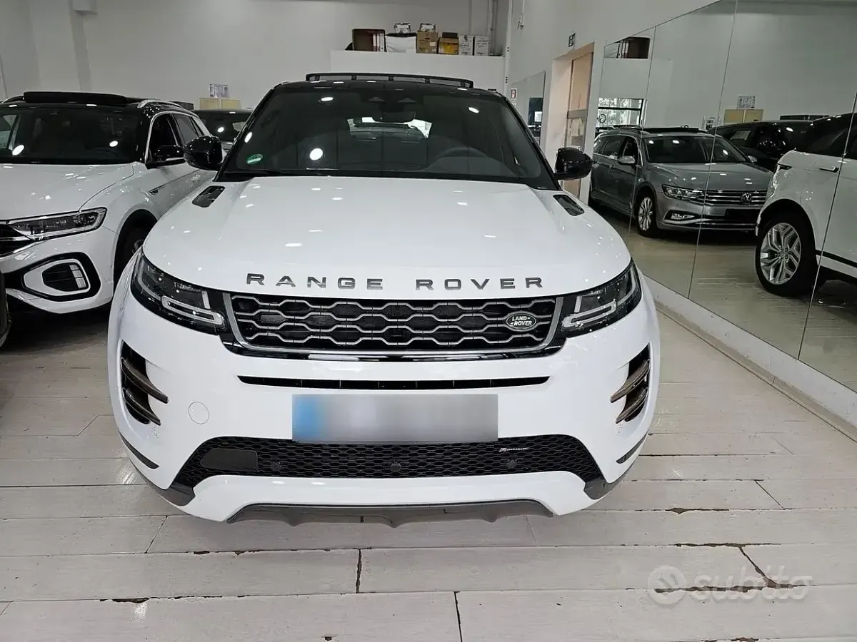 Usata Land Rover Range Rover evoque R-Dynamic 163 CV (119 kW) 2023 Fuji white SUV