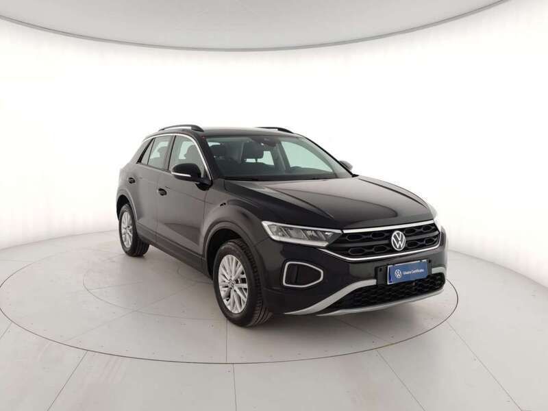 Usata VW T-Roc Life 150 CV (110 kW) 2024 Nero SUV