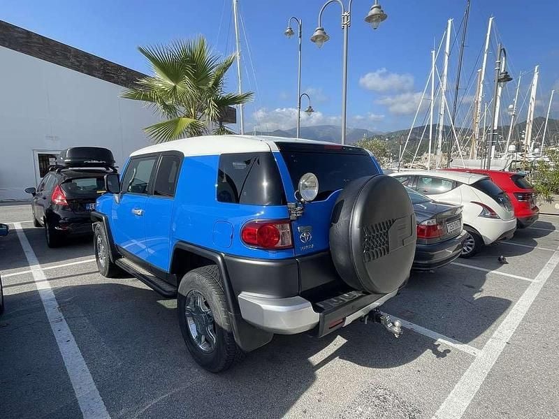 Usata Toyota FJ Cruiser 266 CV (195 kW) 2008 Blu/azzurro SUV