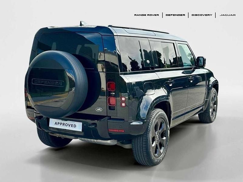 Usata Land Rover Defender SE Dynamic 200 CV (147 kW) 2023 Nero SUV